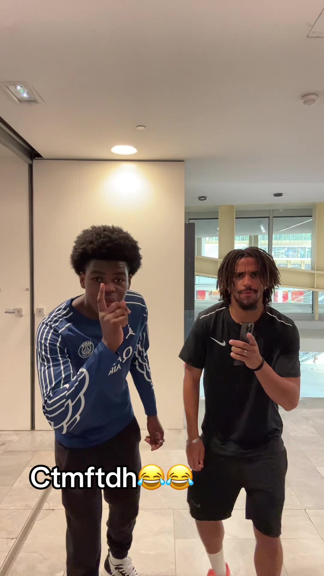 @Yas 🇨🇩🇬🇵
