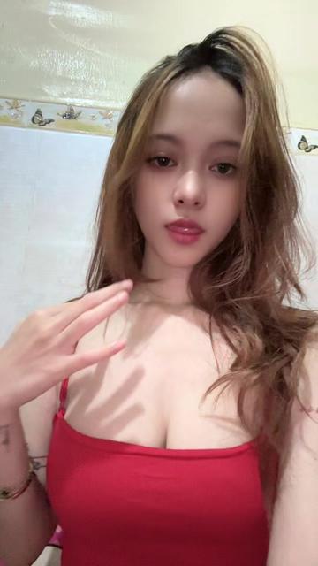 @nauraaurel