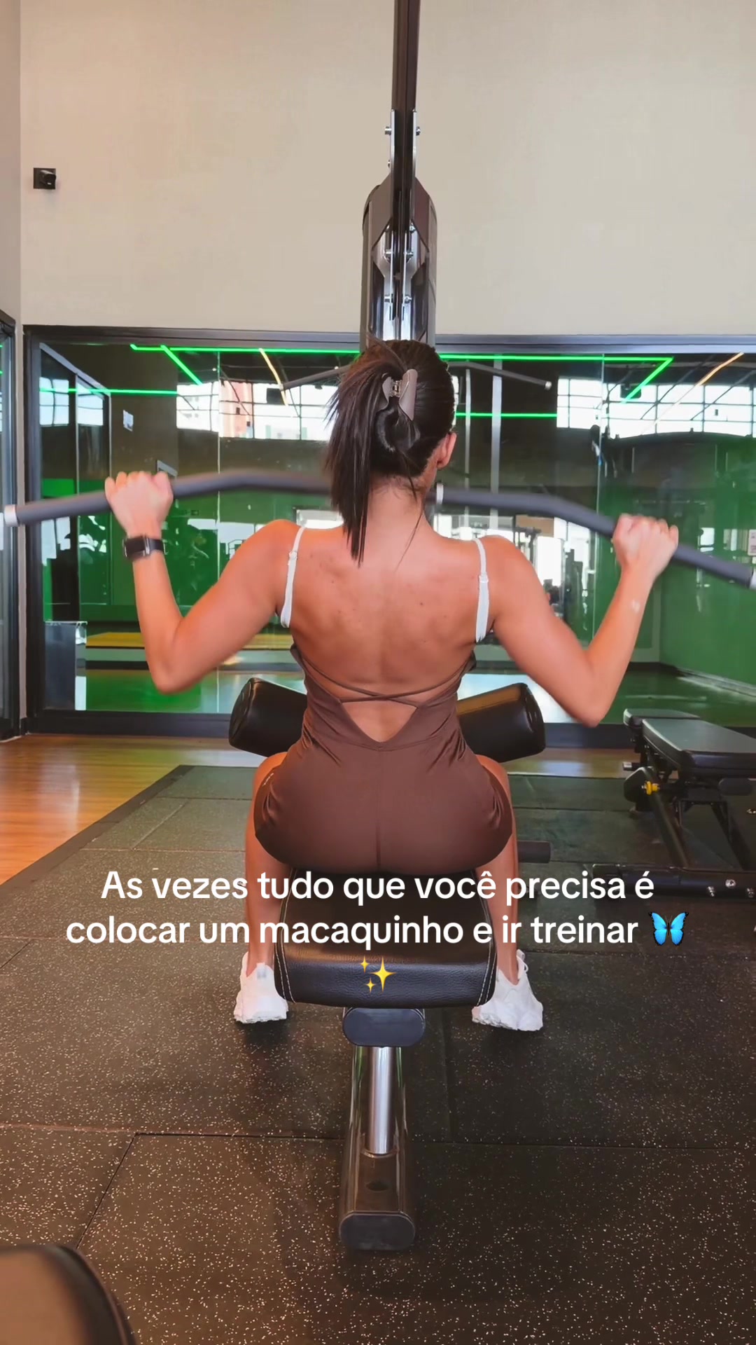 @Raianyleticia