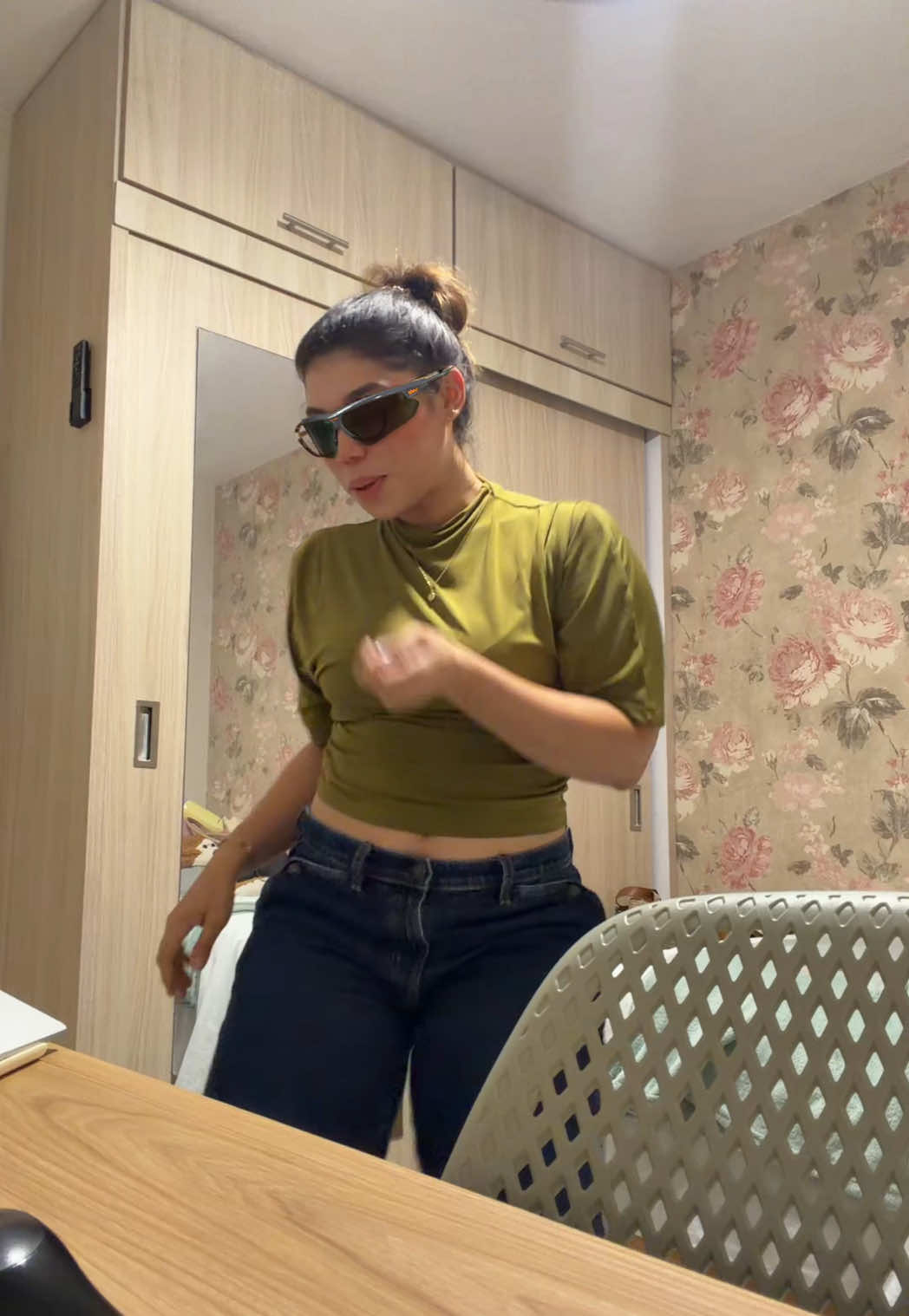 @Valentina