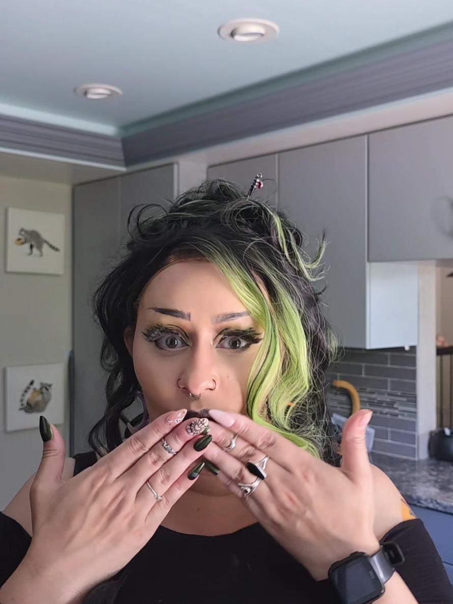 @TheQueerQueenofHalloween