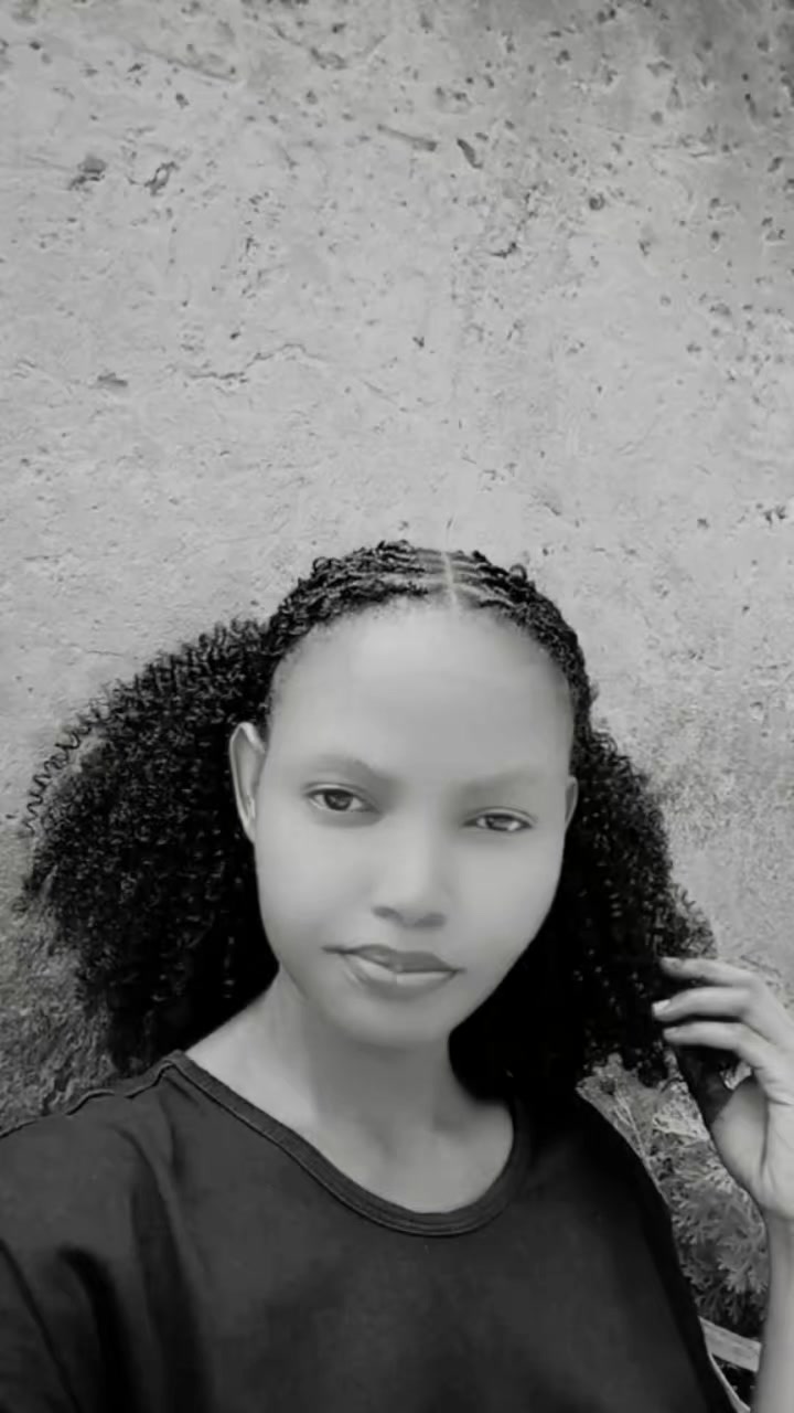 @nandudumoureen