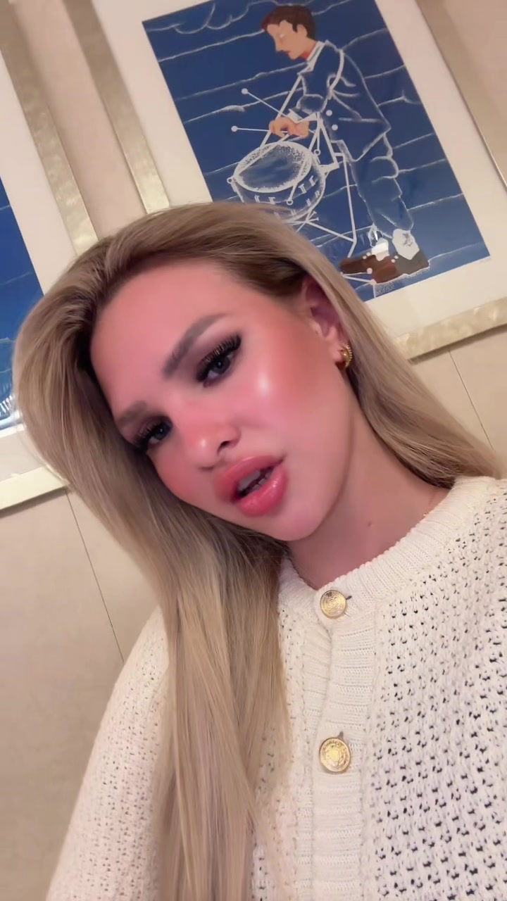 @𝓐𝓷𝓲𝓼𝓪🦋