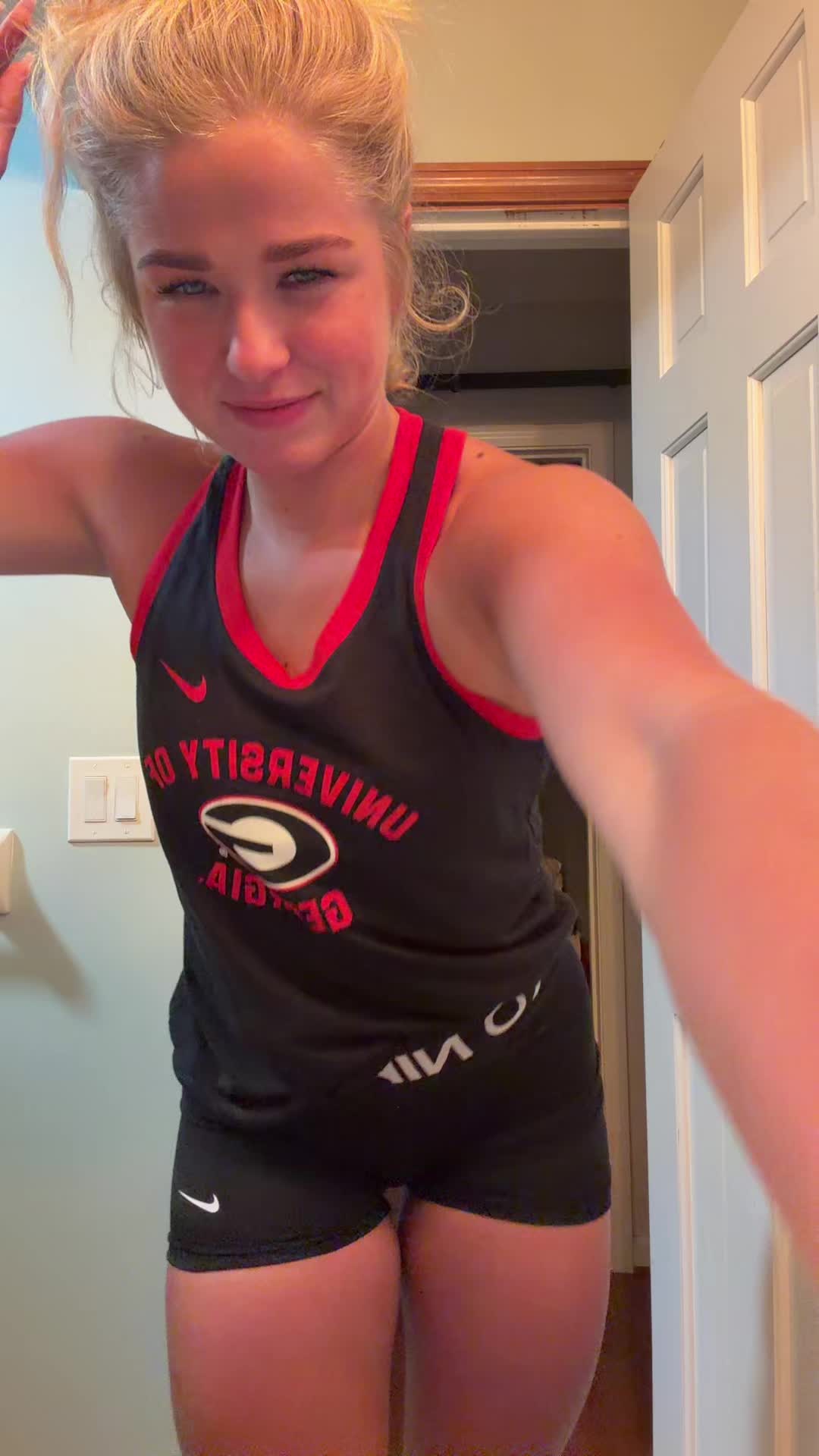 @hi