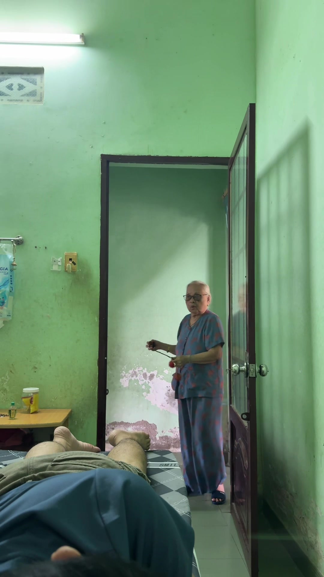 @Nguyễn Hồng Thủy