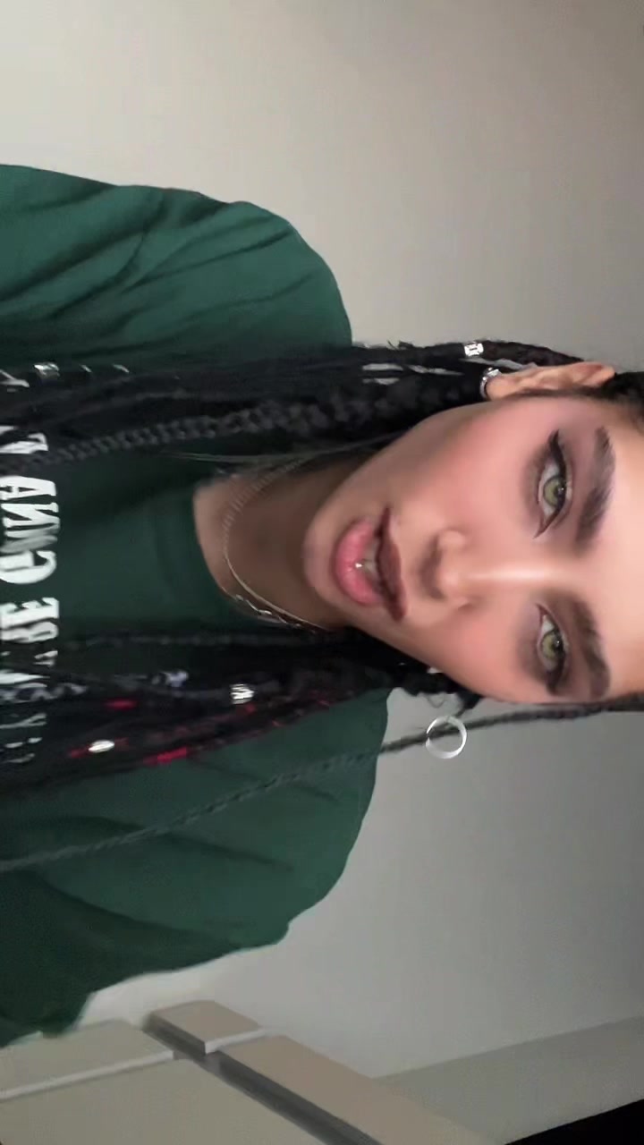 @Melina