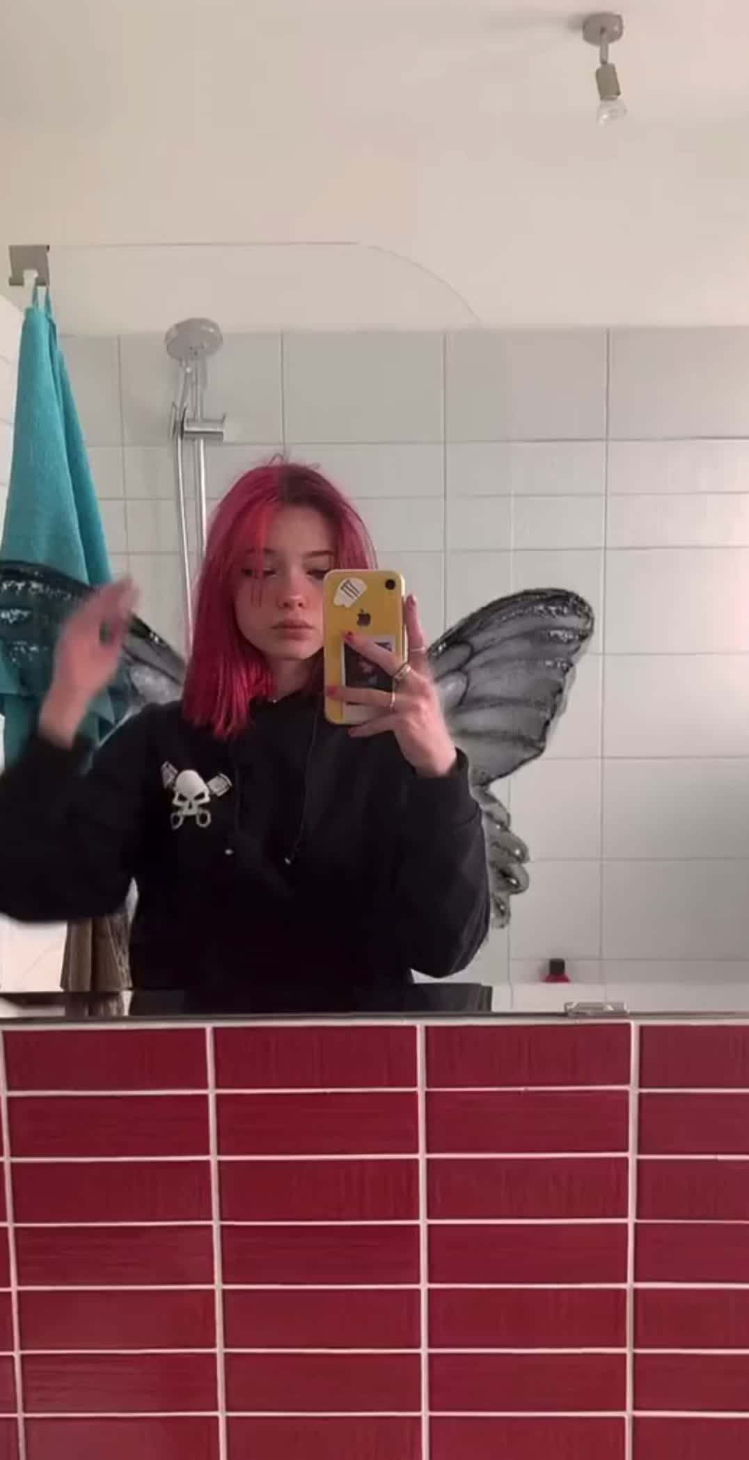 @꩜