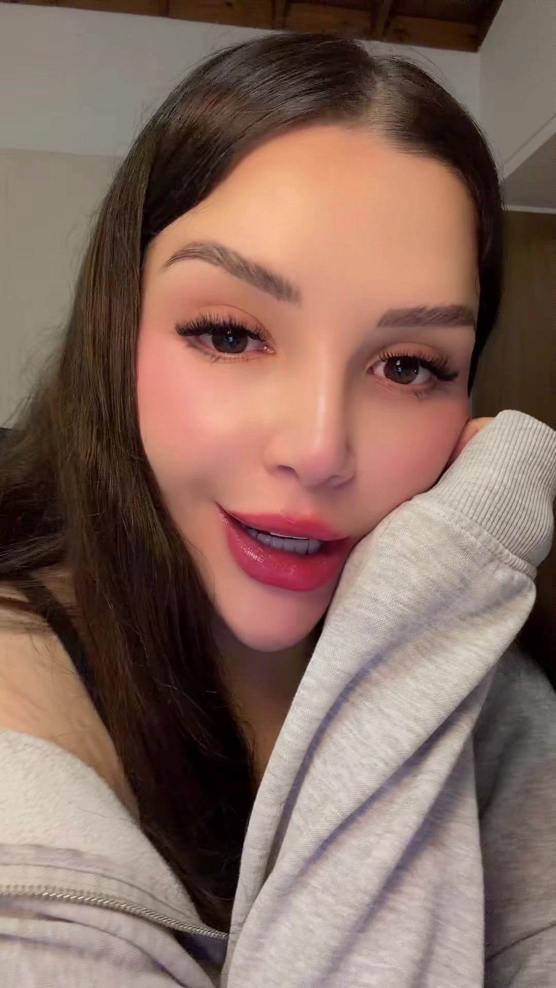 @Sof&iacute;a Brano