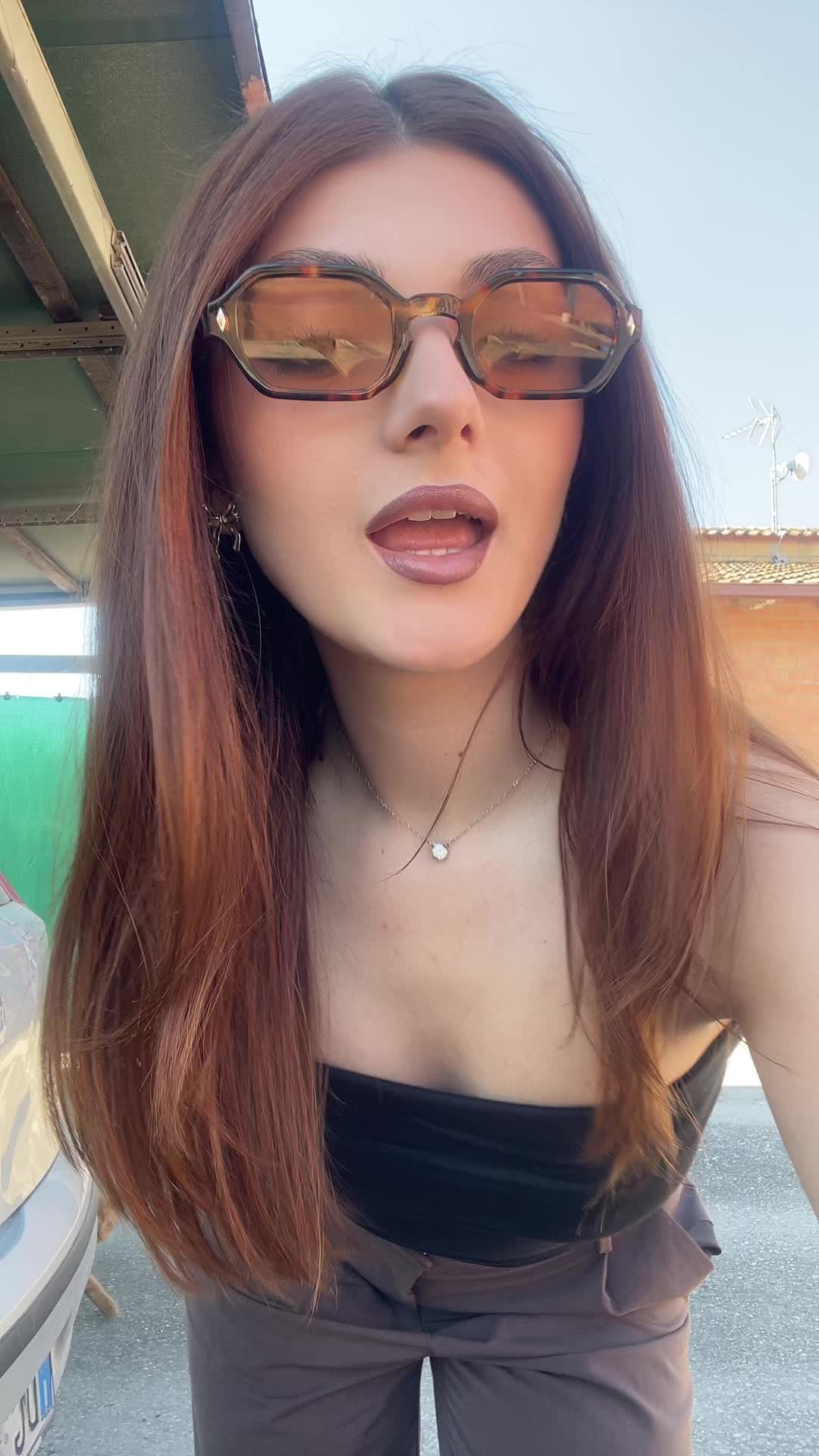 @AR.