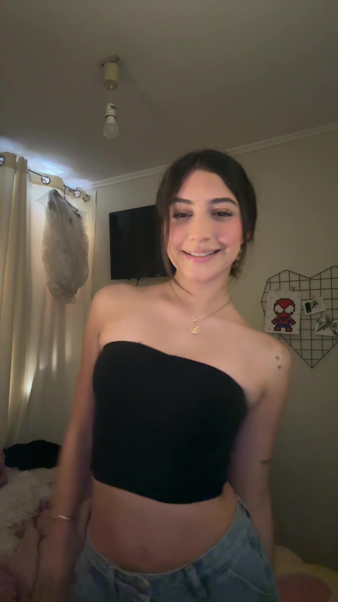 @𝐴𝑛𝑔𝑒𝑙𝑦