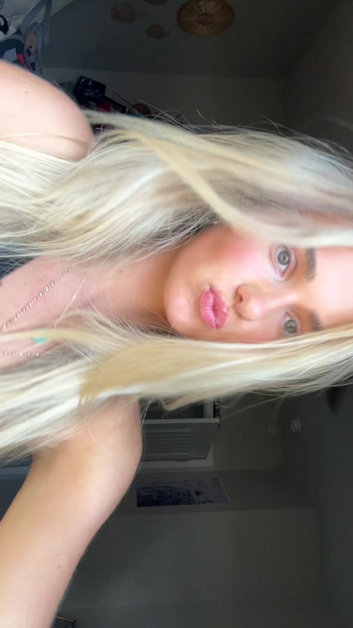 @mollybmcneal