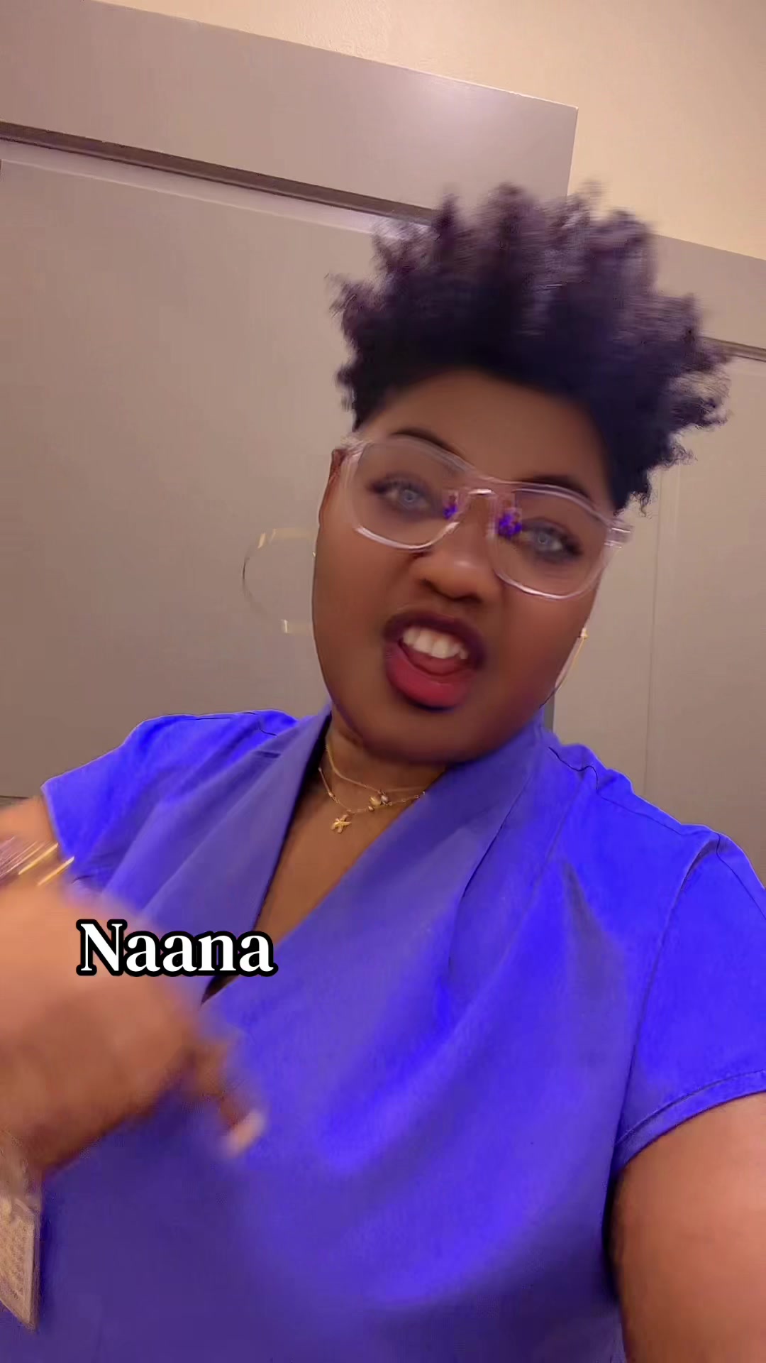 @naana
