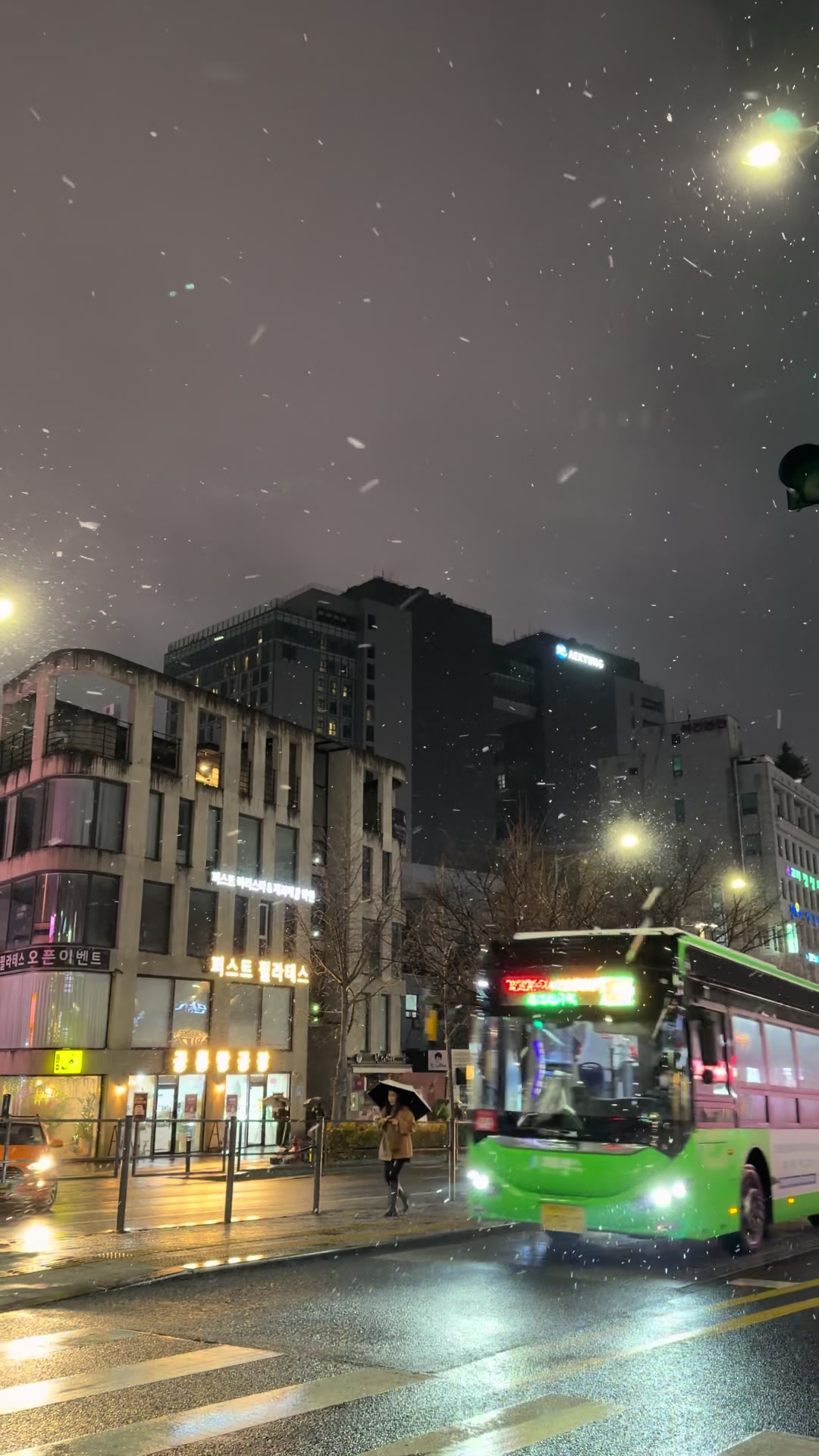 @M E L L