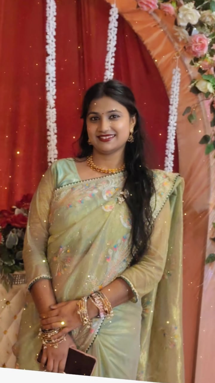 @Mrs...swarnakar Girl💫💫💐💐🪻