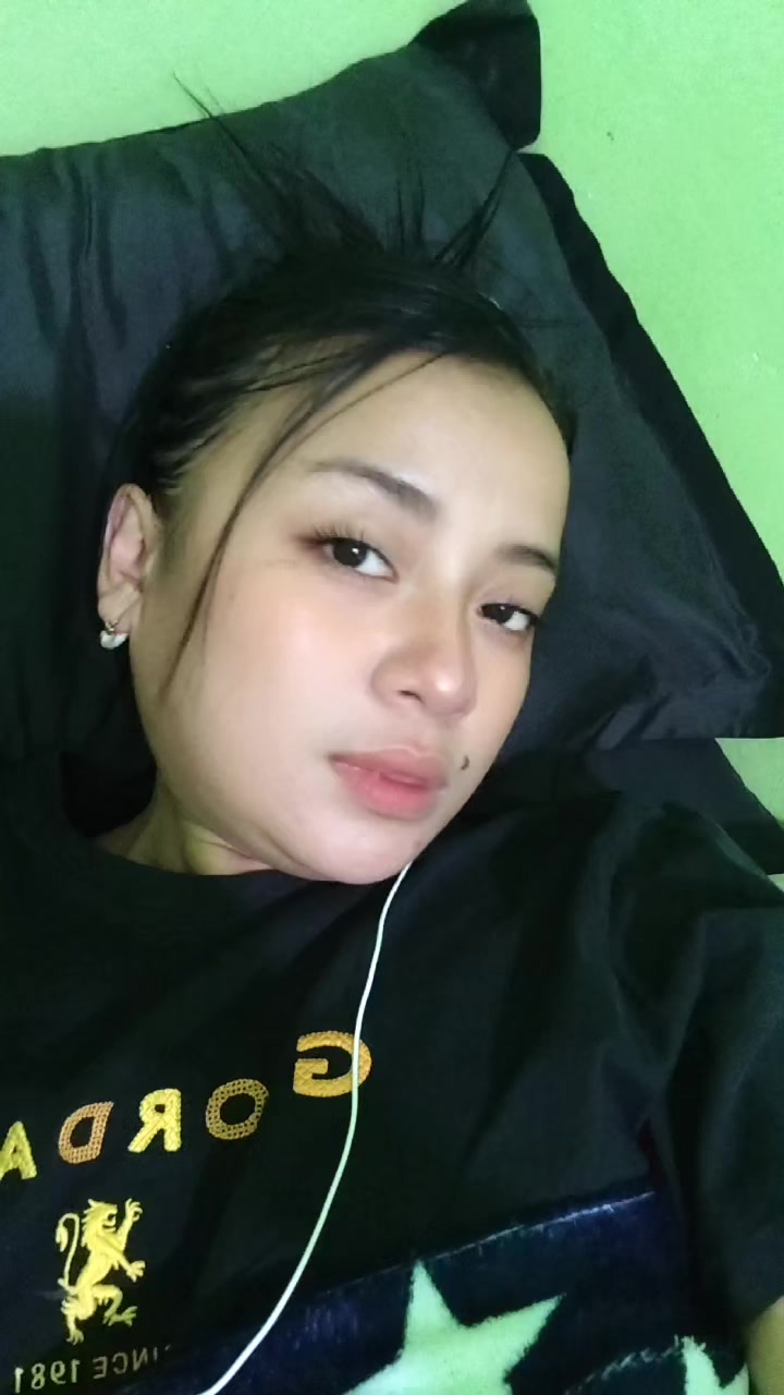 @Queen R's