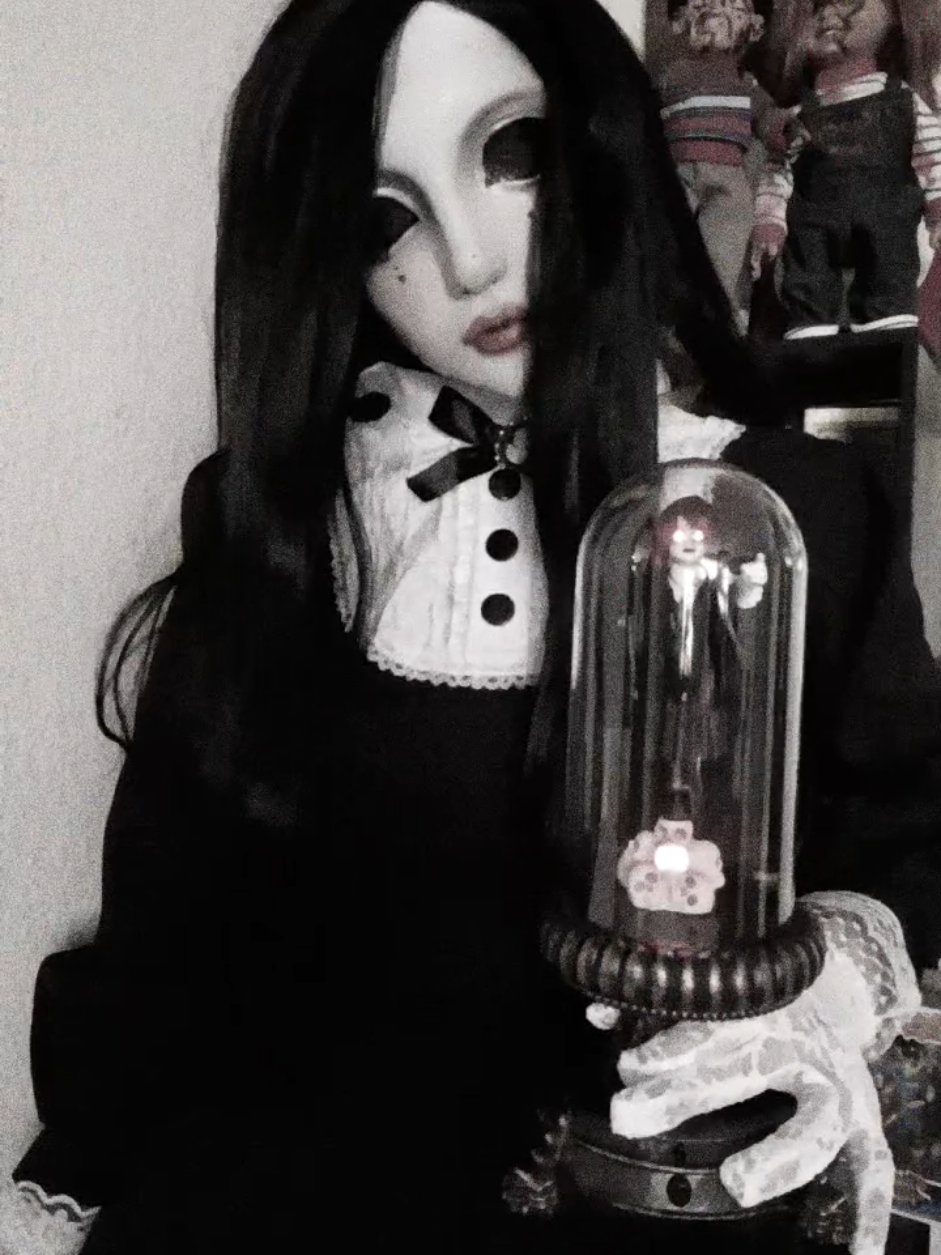 @pink moon doll
