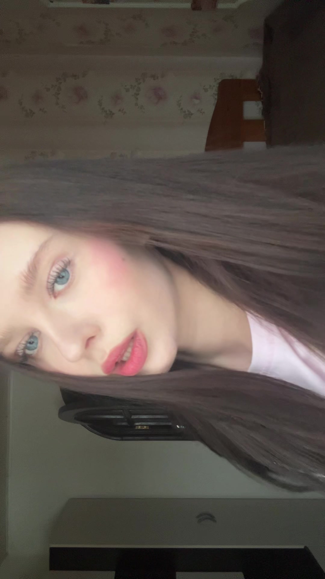 @алина