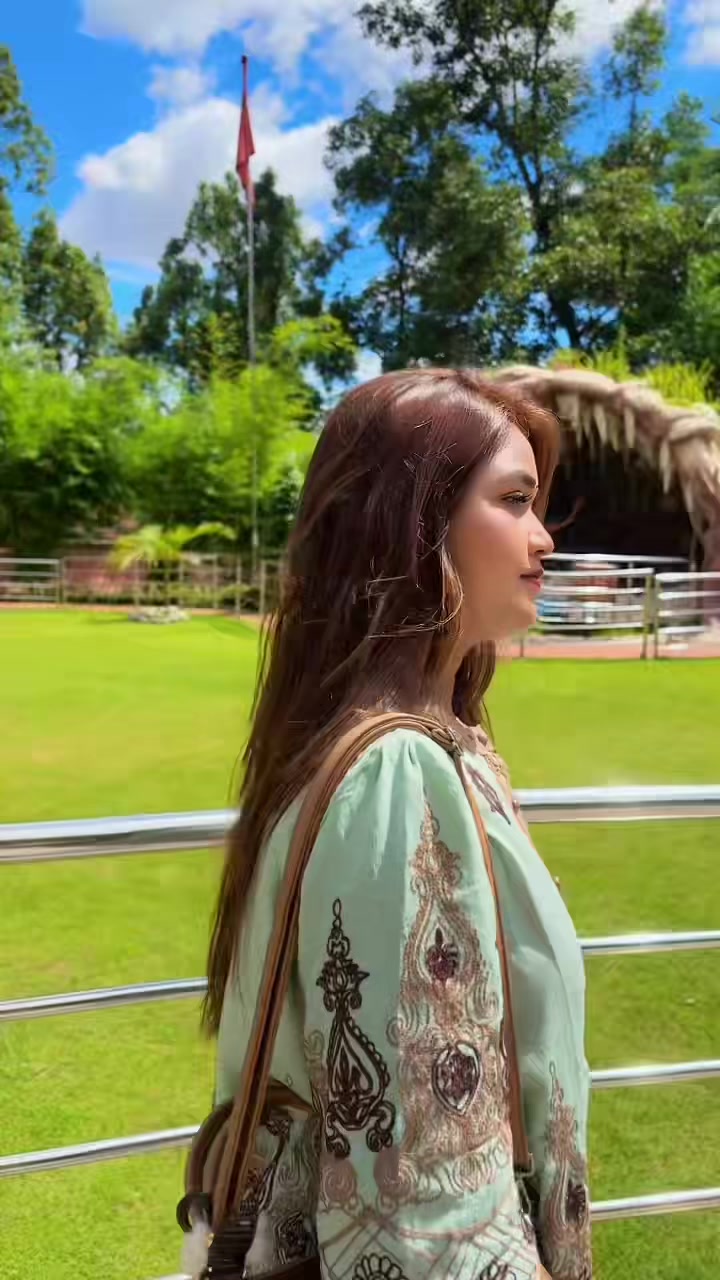 @Simmy🥀🧿❤️