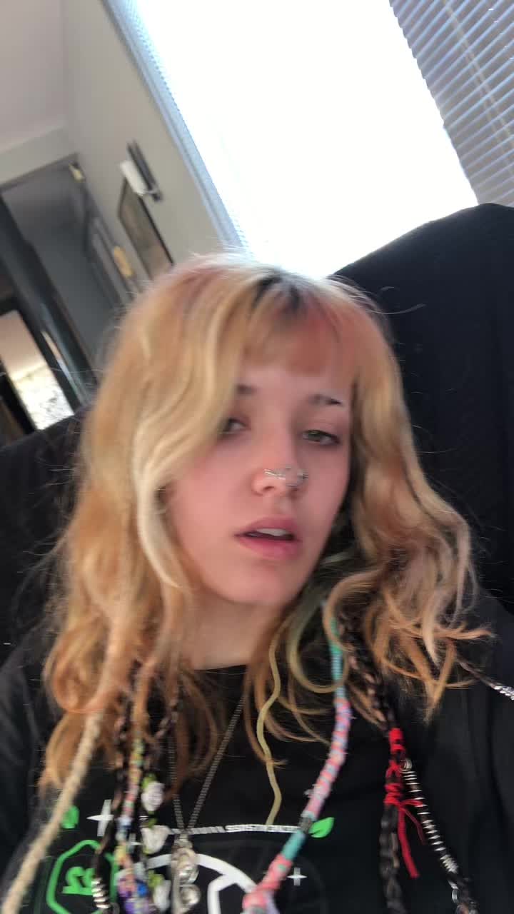 @freeLabubu