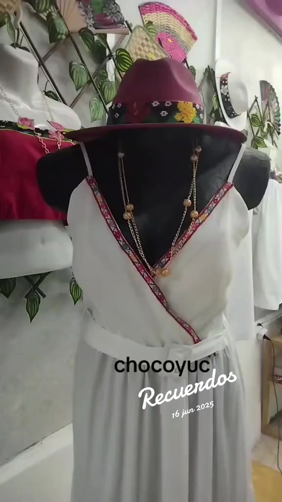 @JULI EK CHOCOYUC