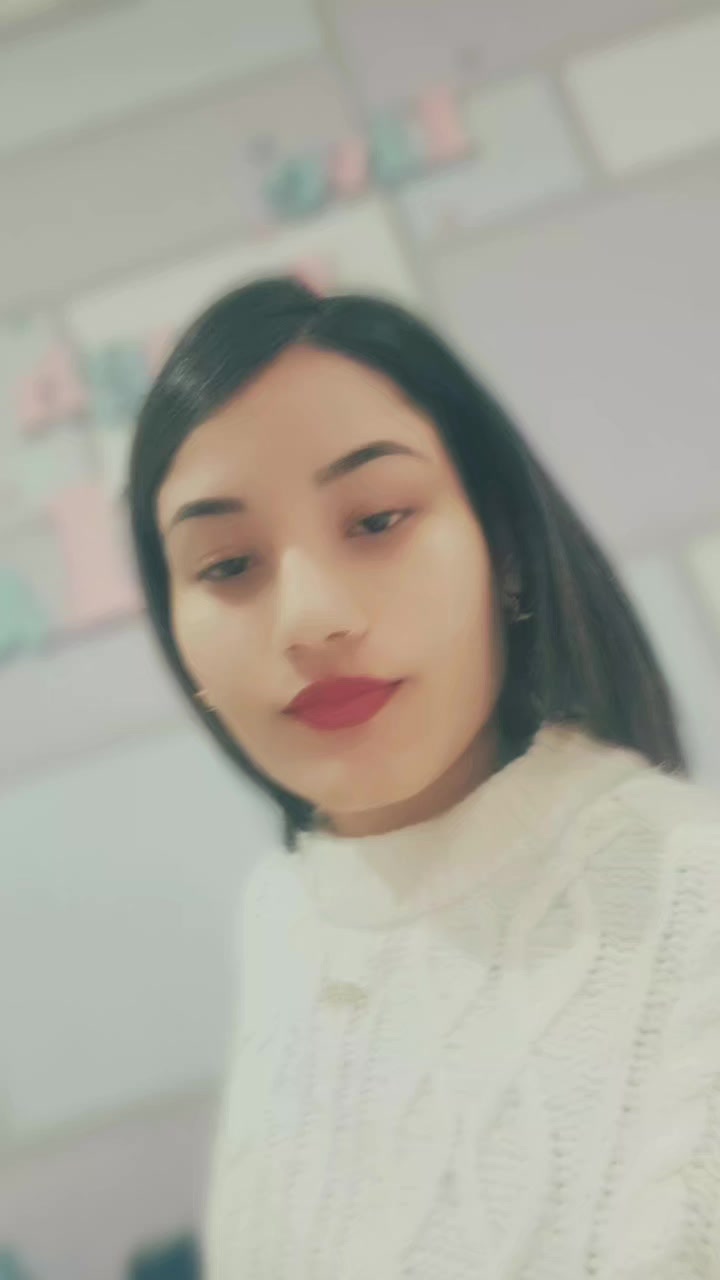 @𝐾𝑒𝑙𝑙𝑦𝐶ℎ𝑎𝑛𝑡𝑒𝑁𝑎𝑖𝑟♡