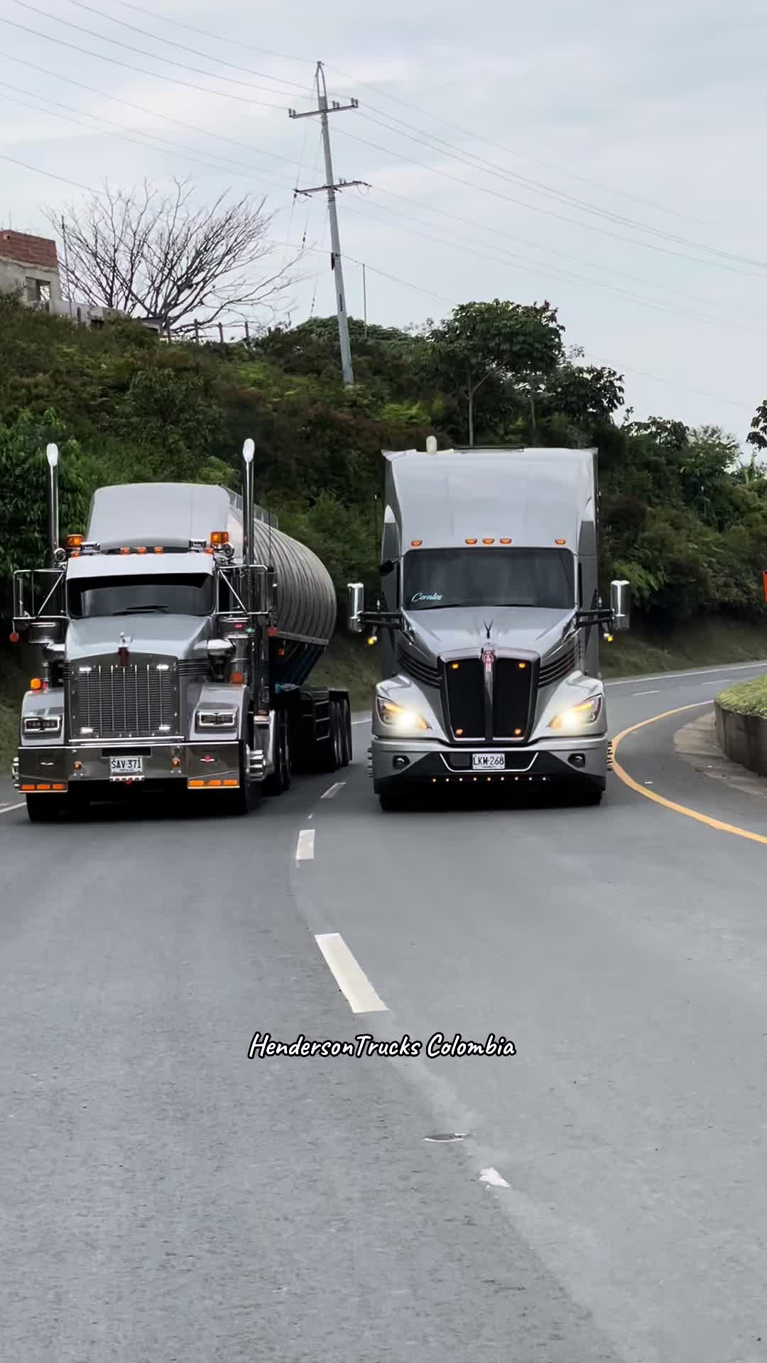 @HendersonTrucks Colombia 