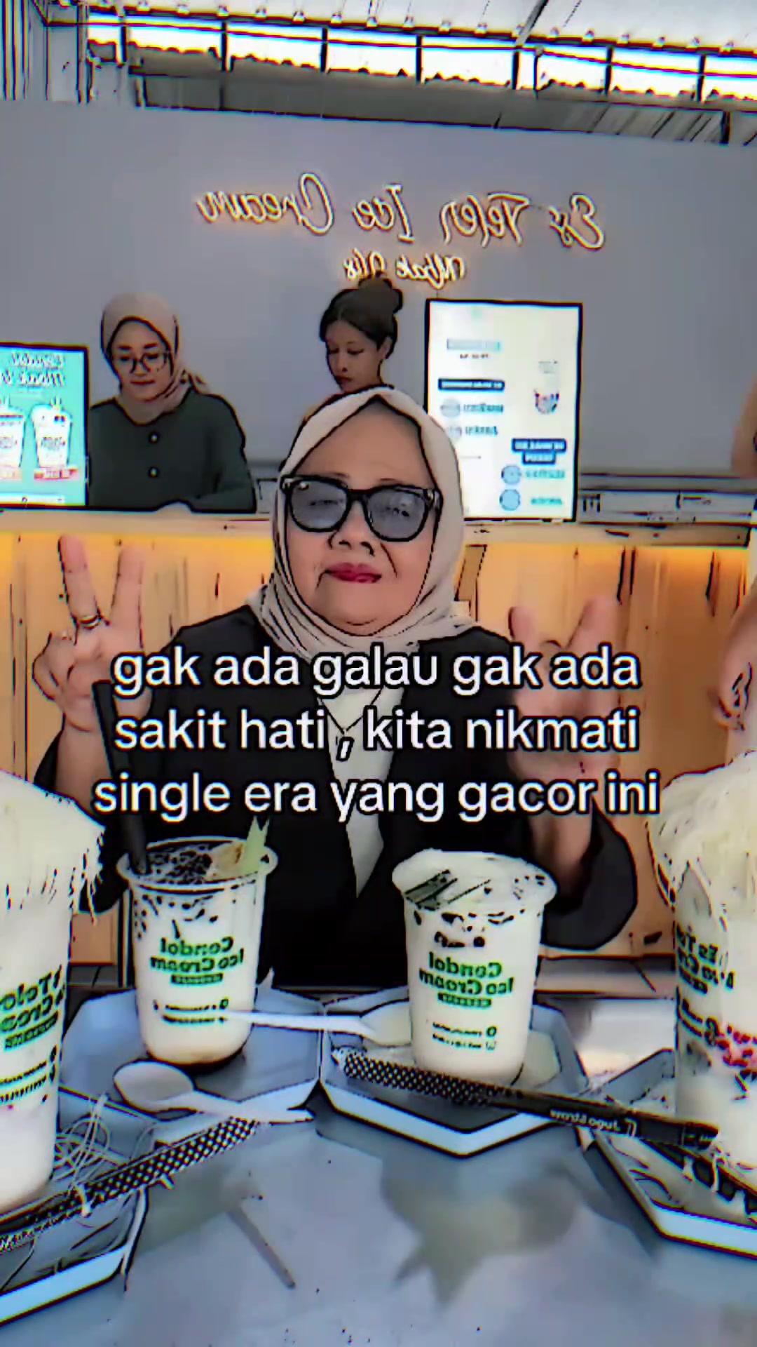 @Bella