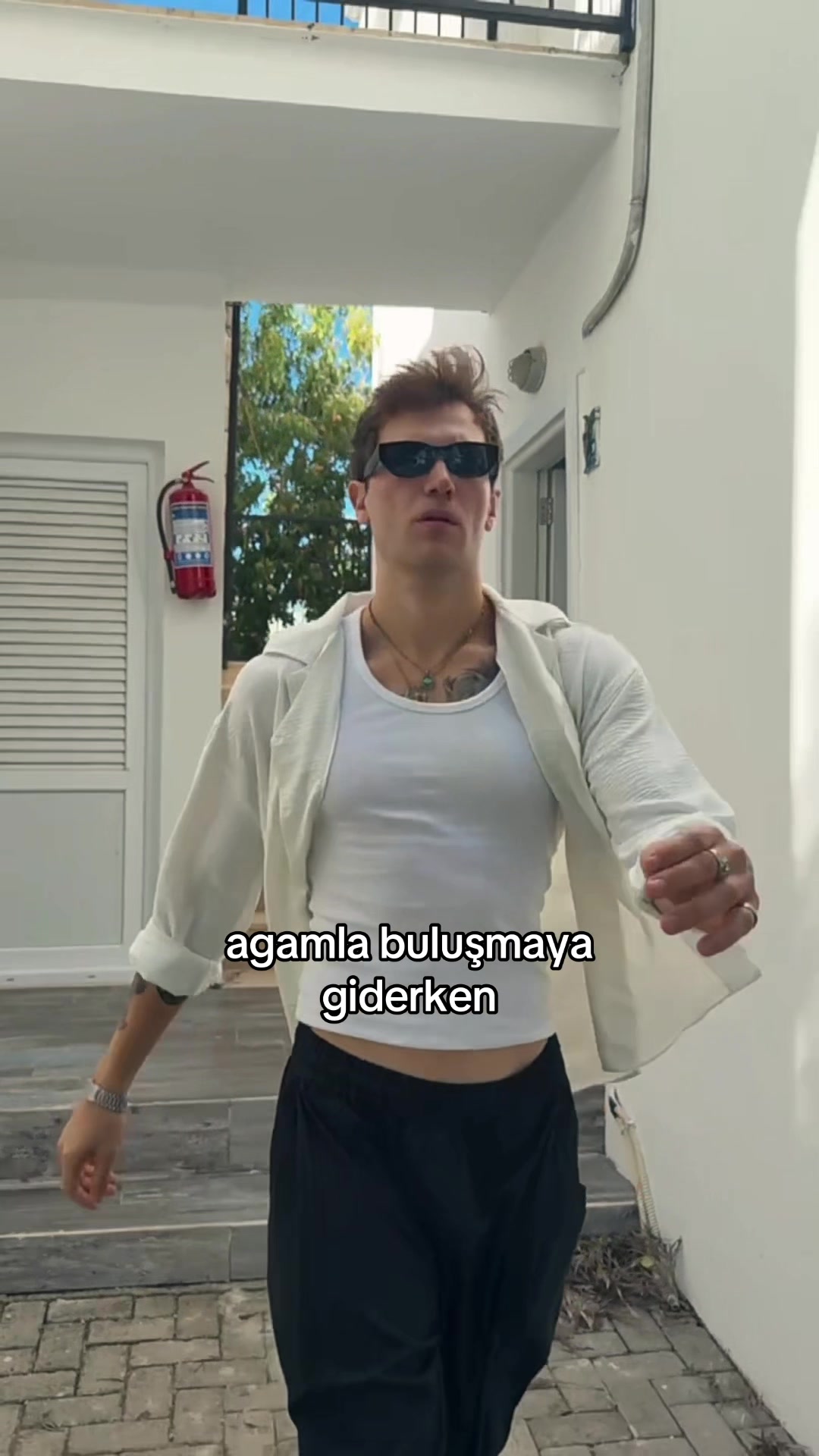 @Uyav