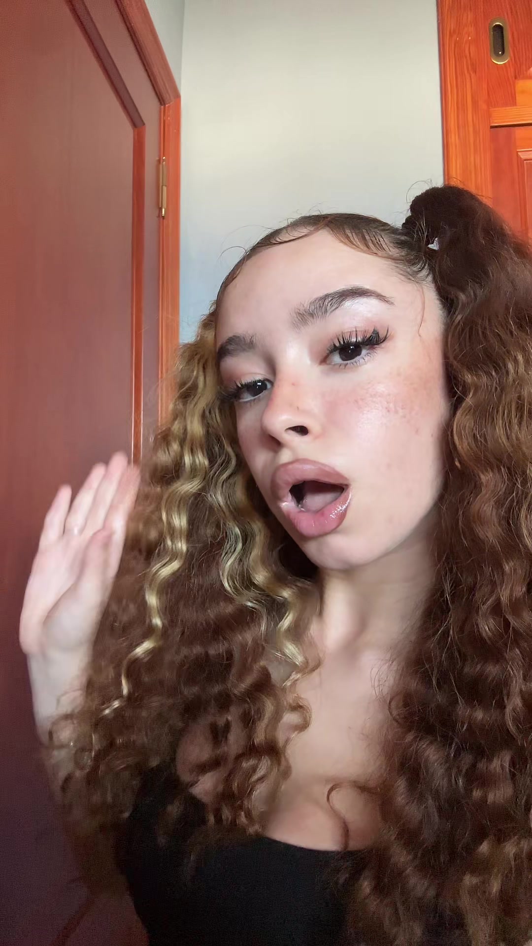 @nira