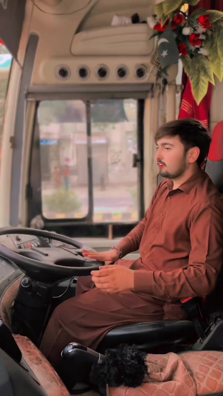 @✯بےتاج,بادشاہ✯