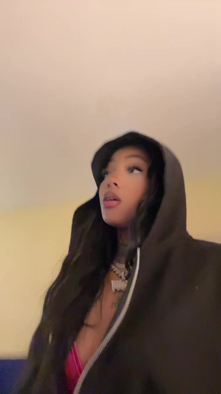 @Vanessa