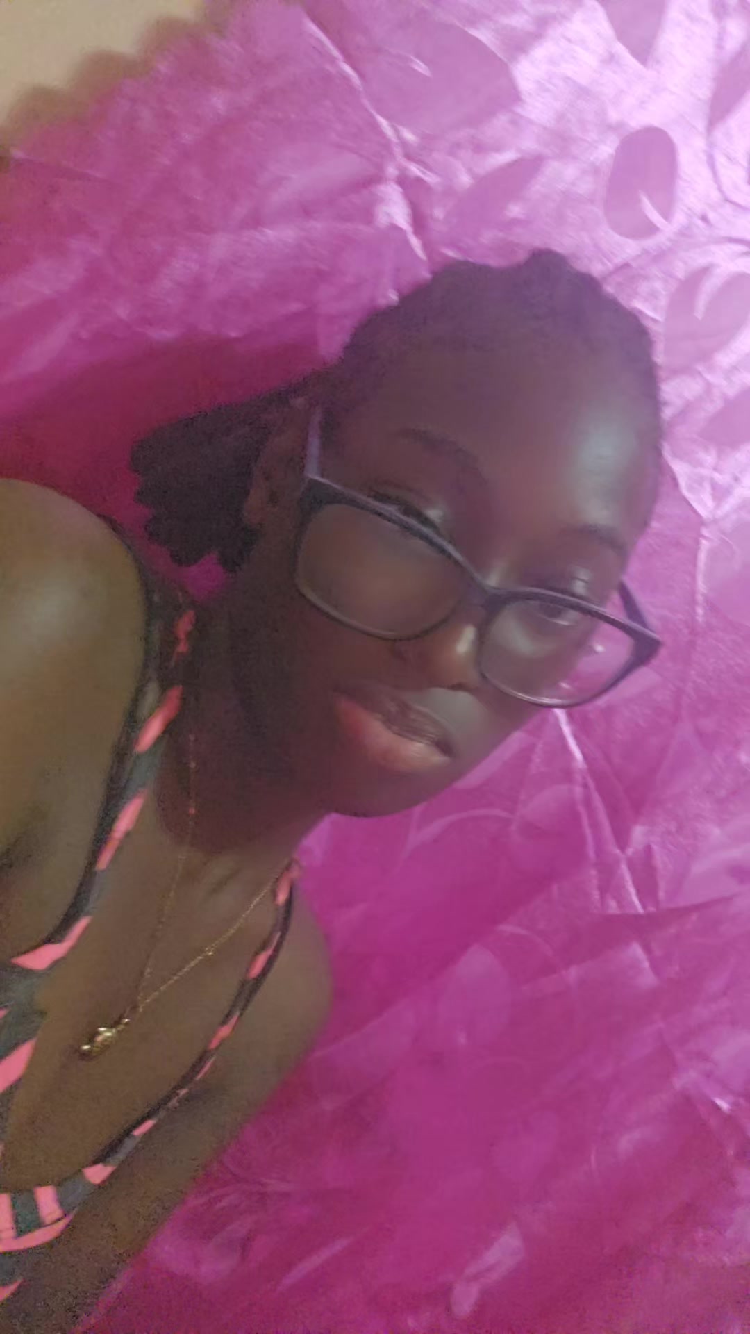 @𝒔𝒂𝒉𝒑𝒓𝒆𝒕𝒕𝒚😻