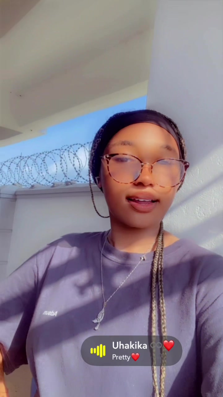 @Maيraa💋