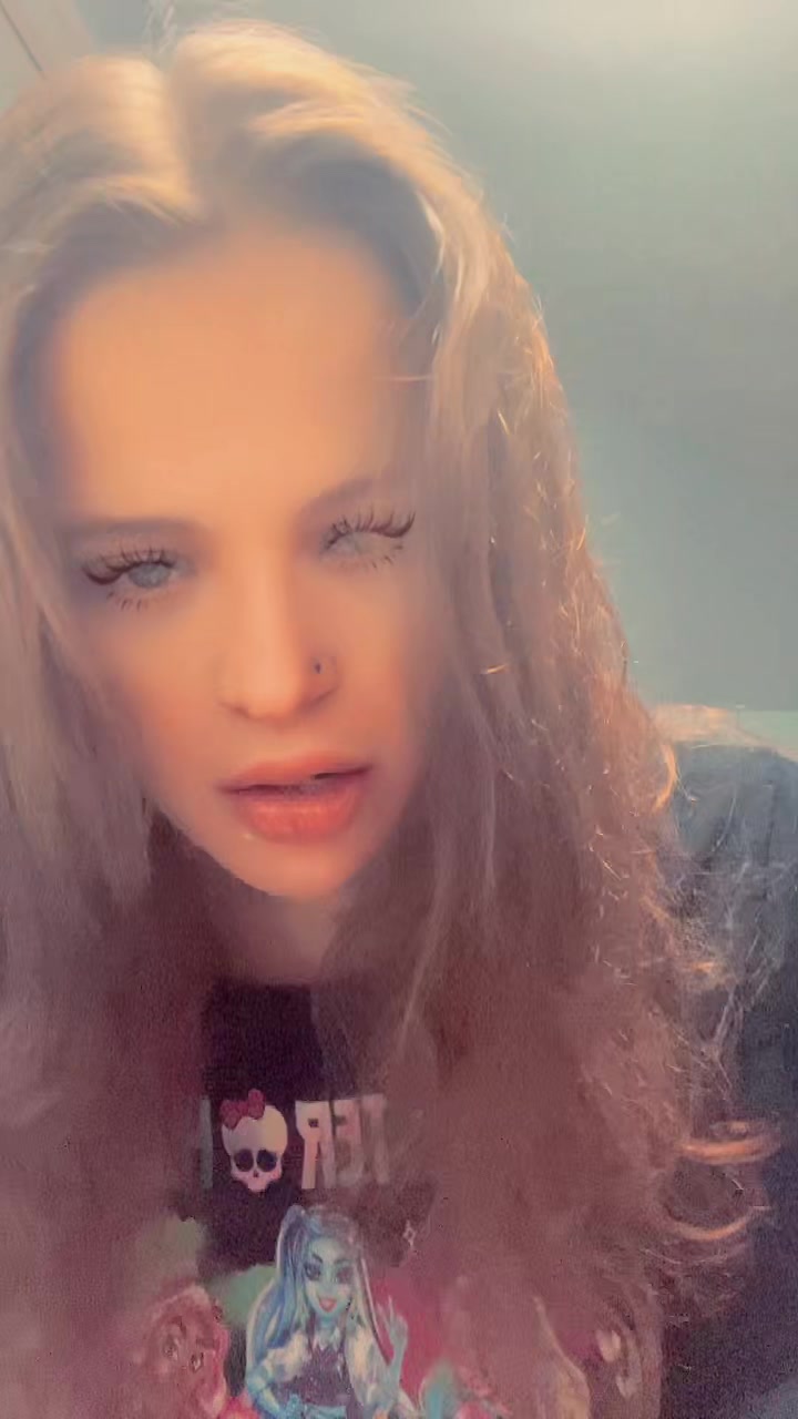 @🍒 𝓙𝓮𝓪𝓷𝓷𝓮_𝓸𝓯𝓯 ❤️