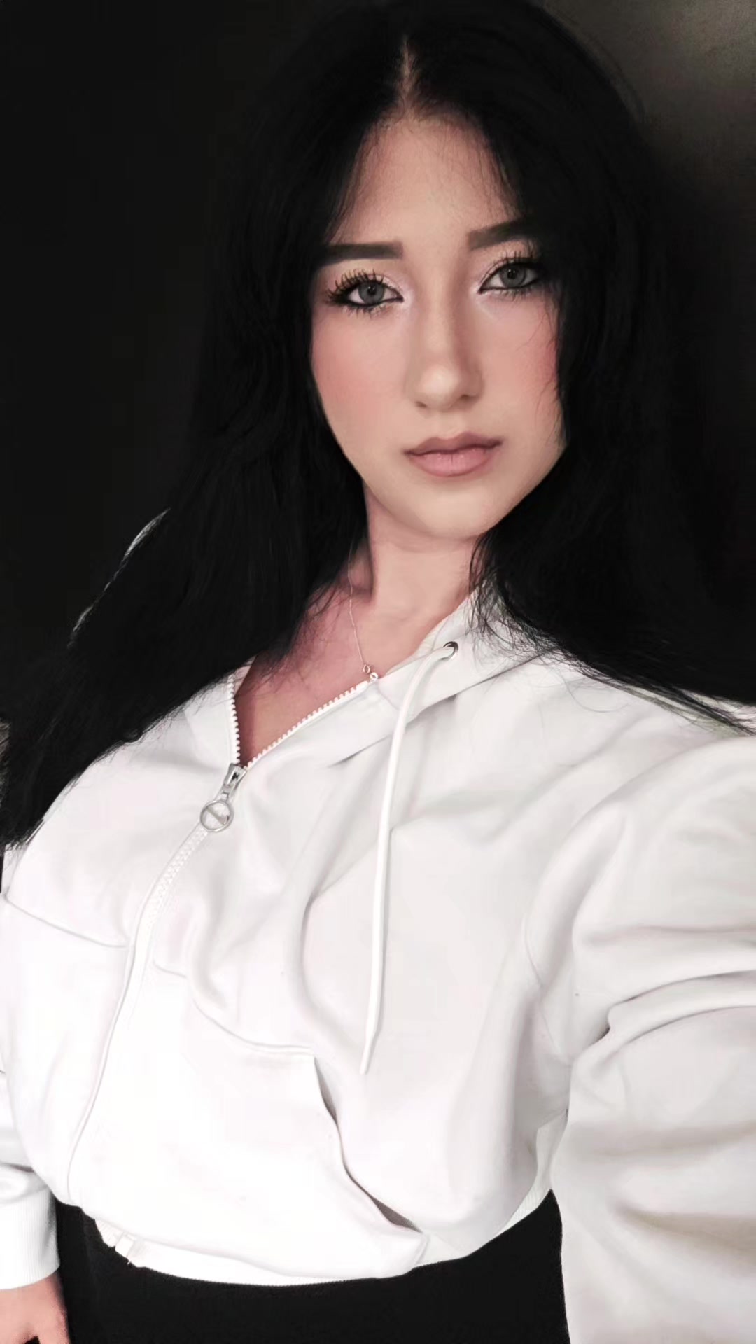 @🖤