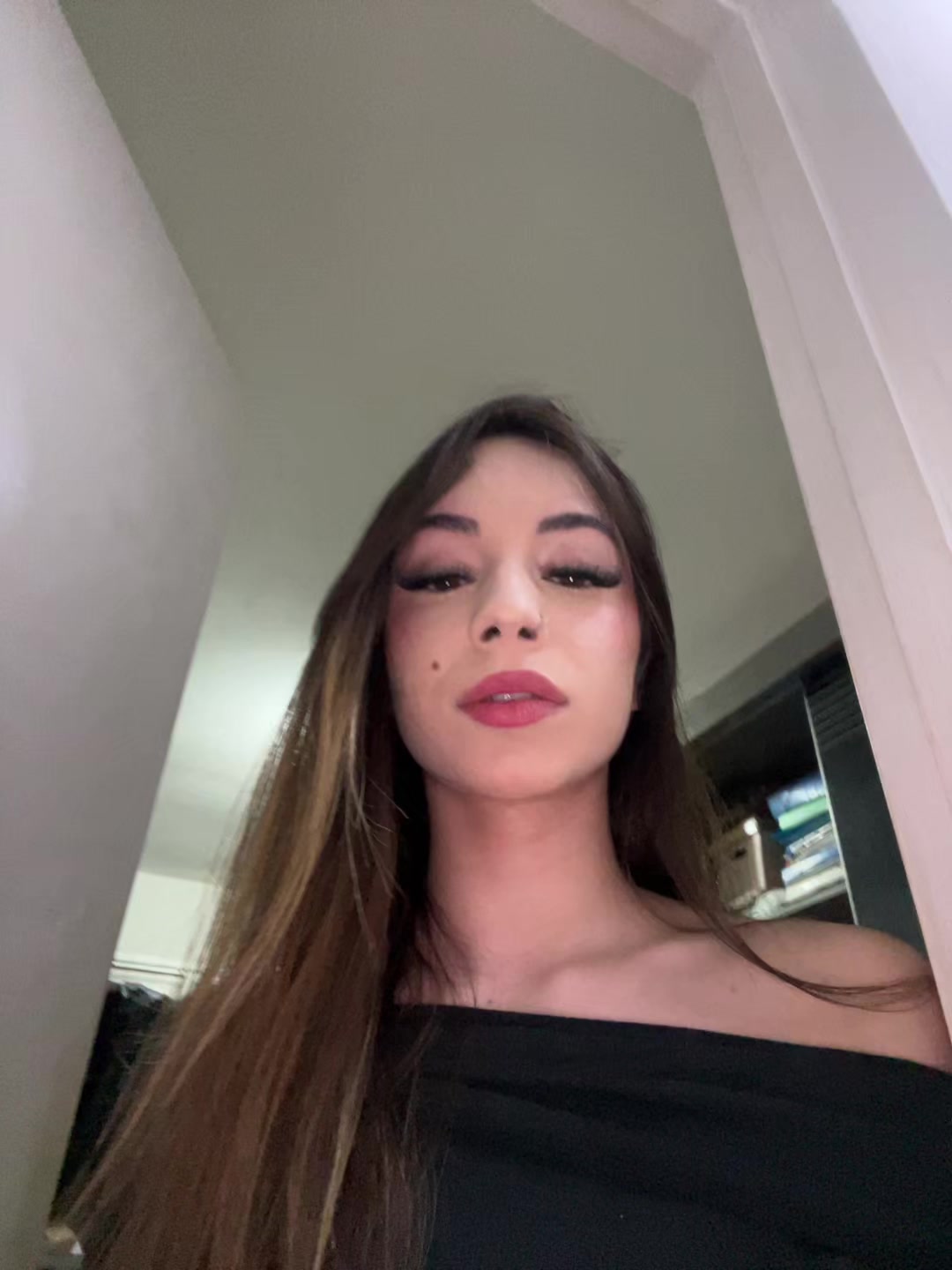 @Lala