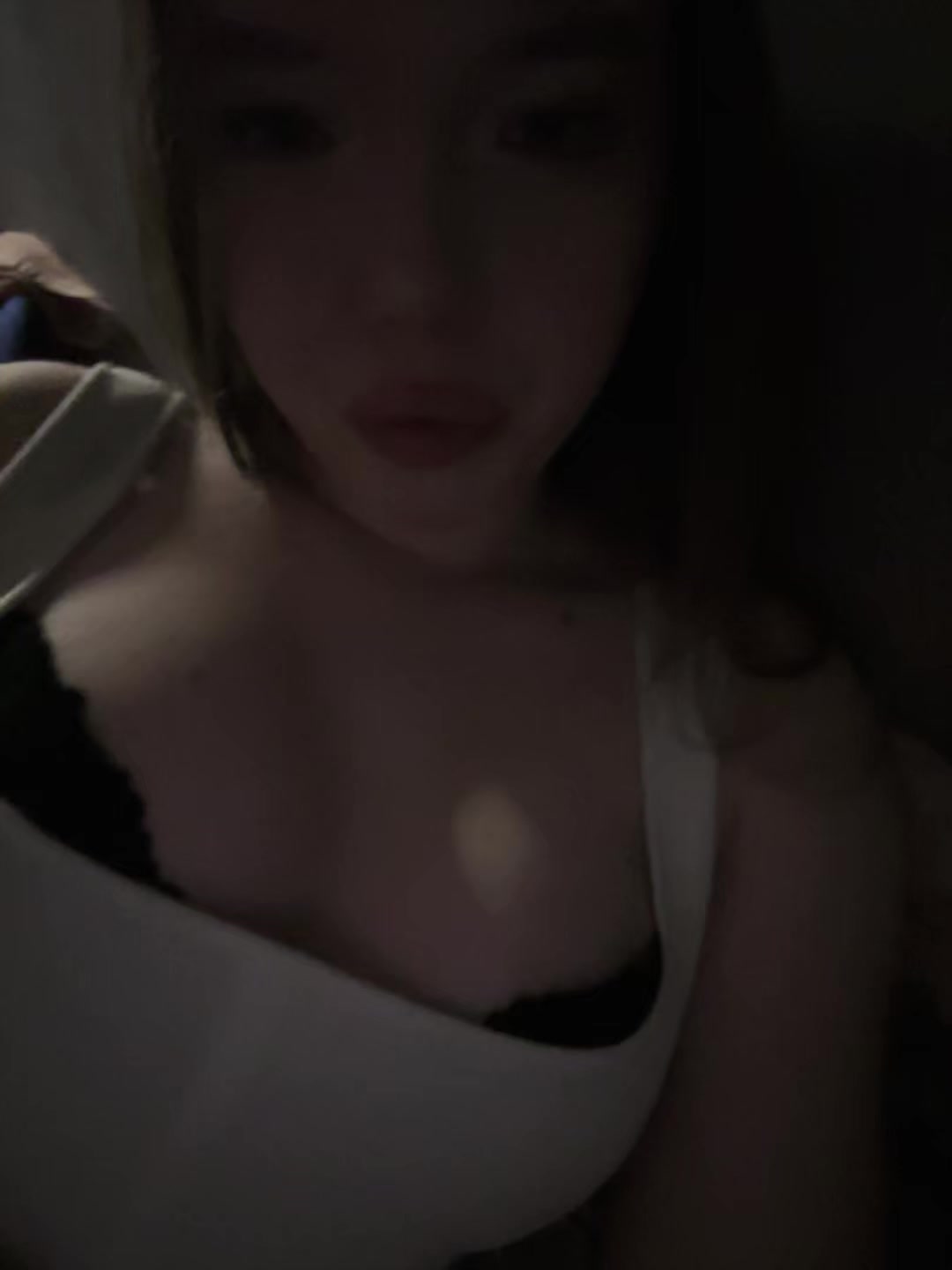 @викулечка суворова