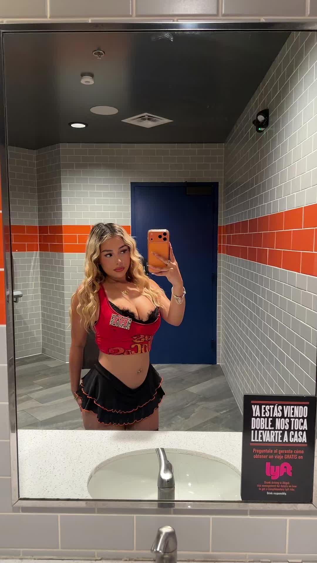 @iivymonique