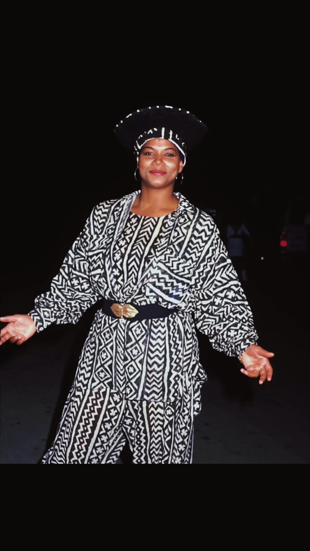 @Midnight Mahogany