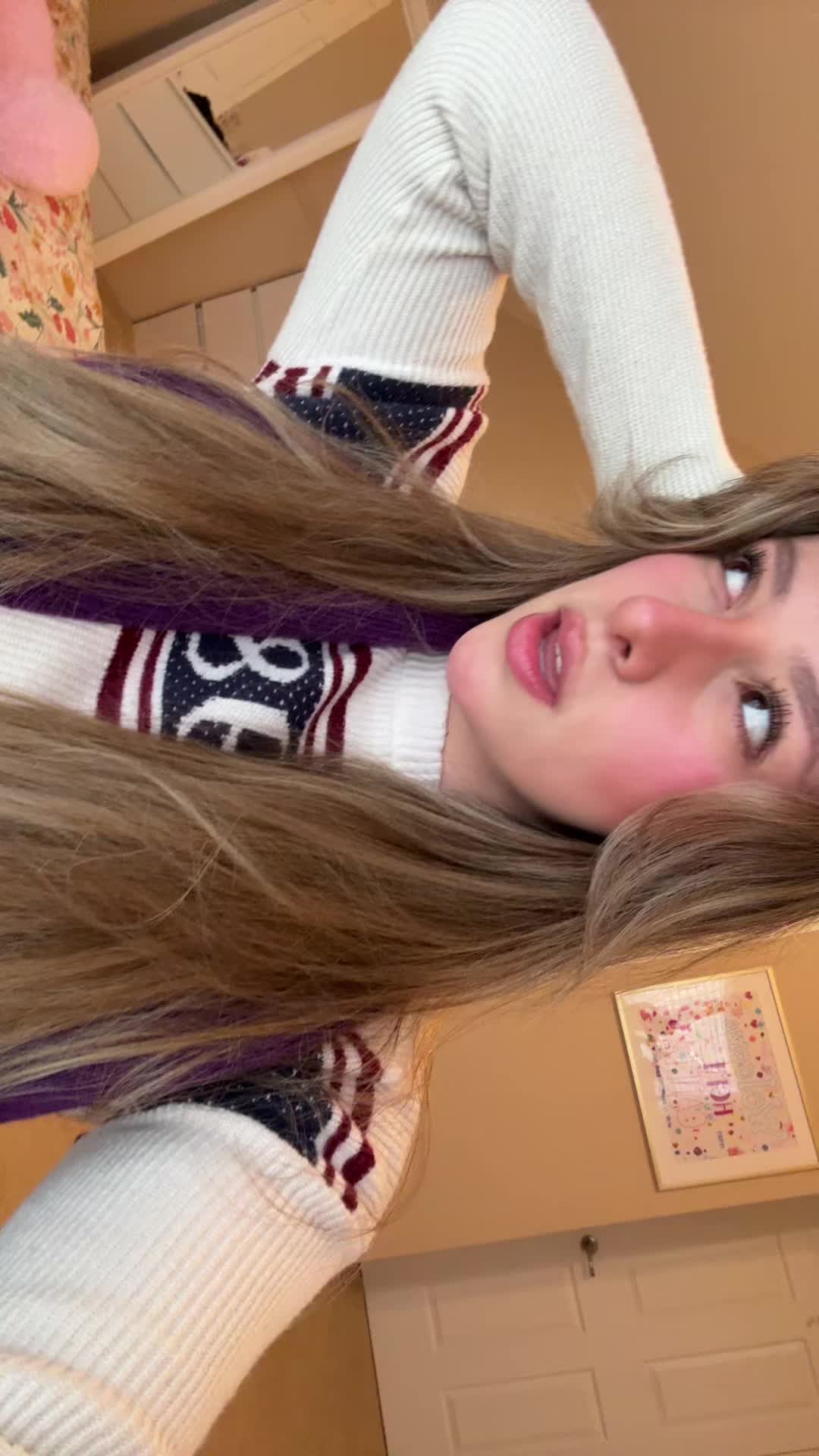 @Canela