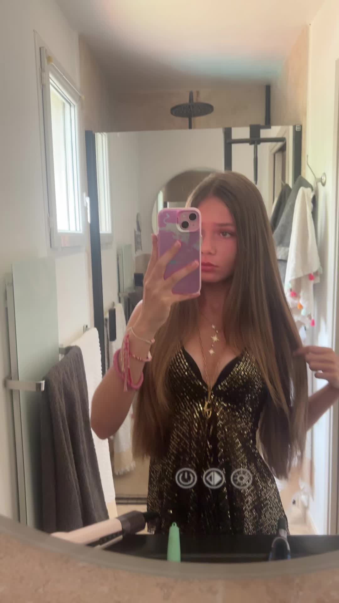 @𝐜𝐡𝐚