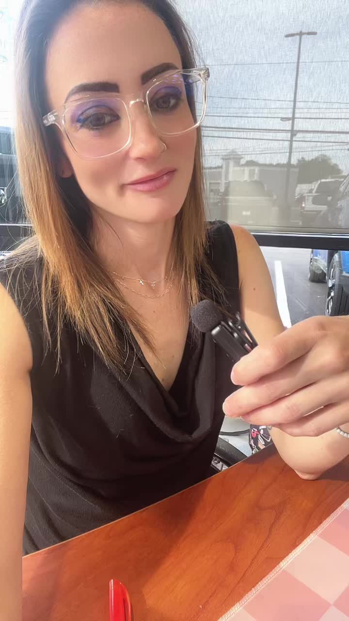 @ThatT12Chick- Leslie