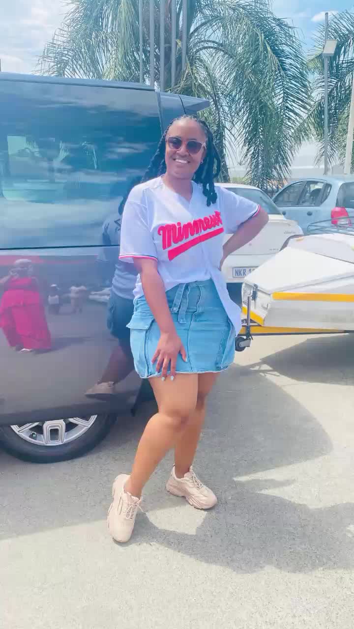 @Makhozah