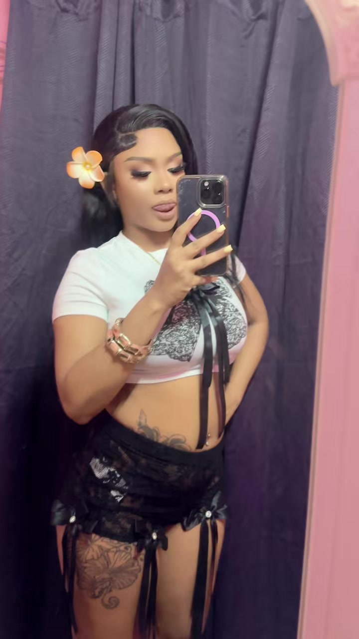 @LikkleMiss😻🎀