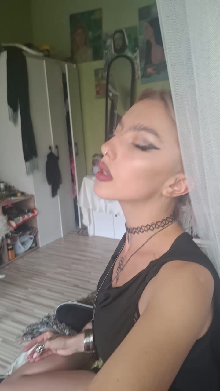 @Elenaع