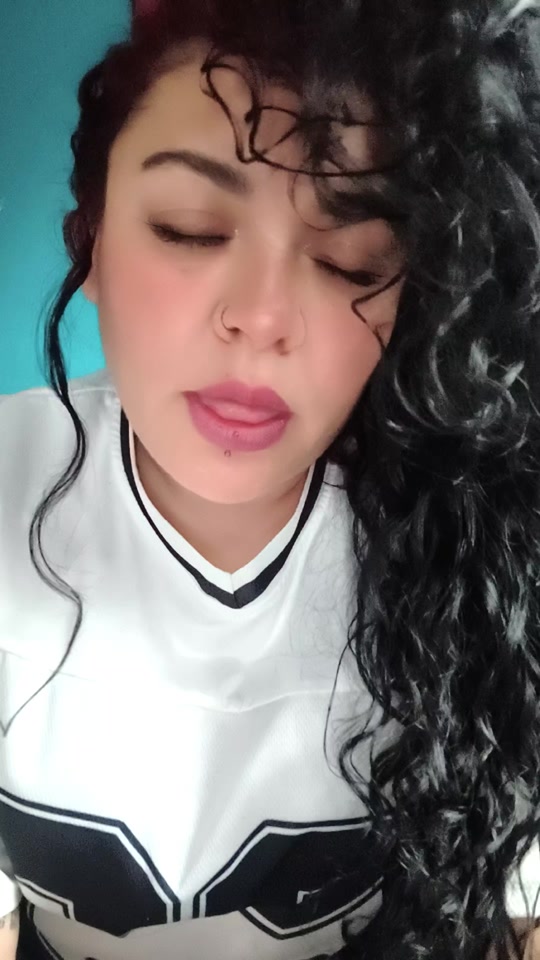 @ojitos  🌻🖤