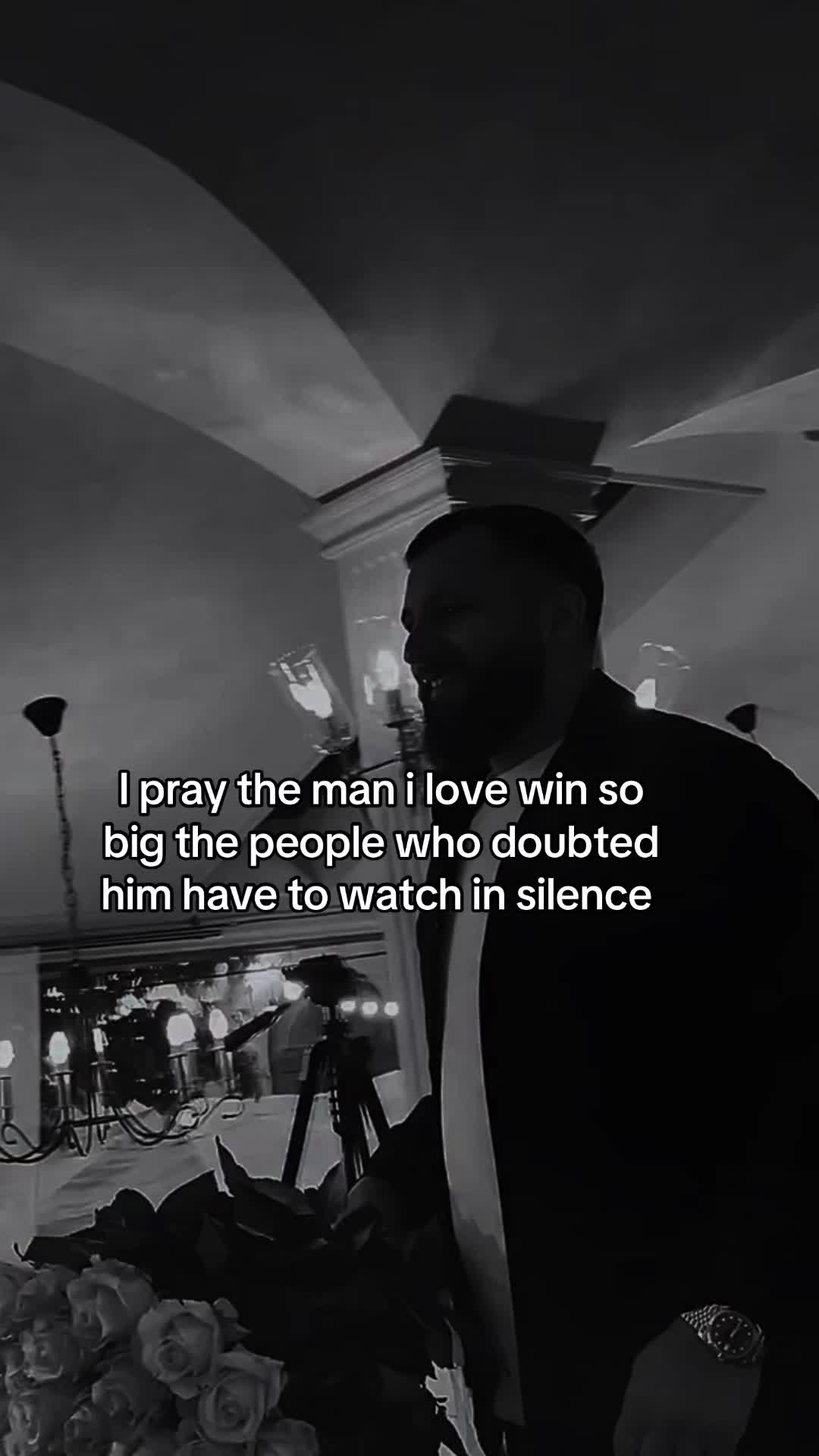 @M🎭
