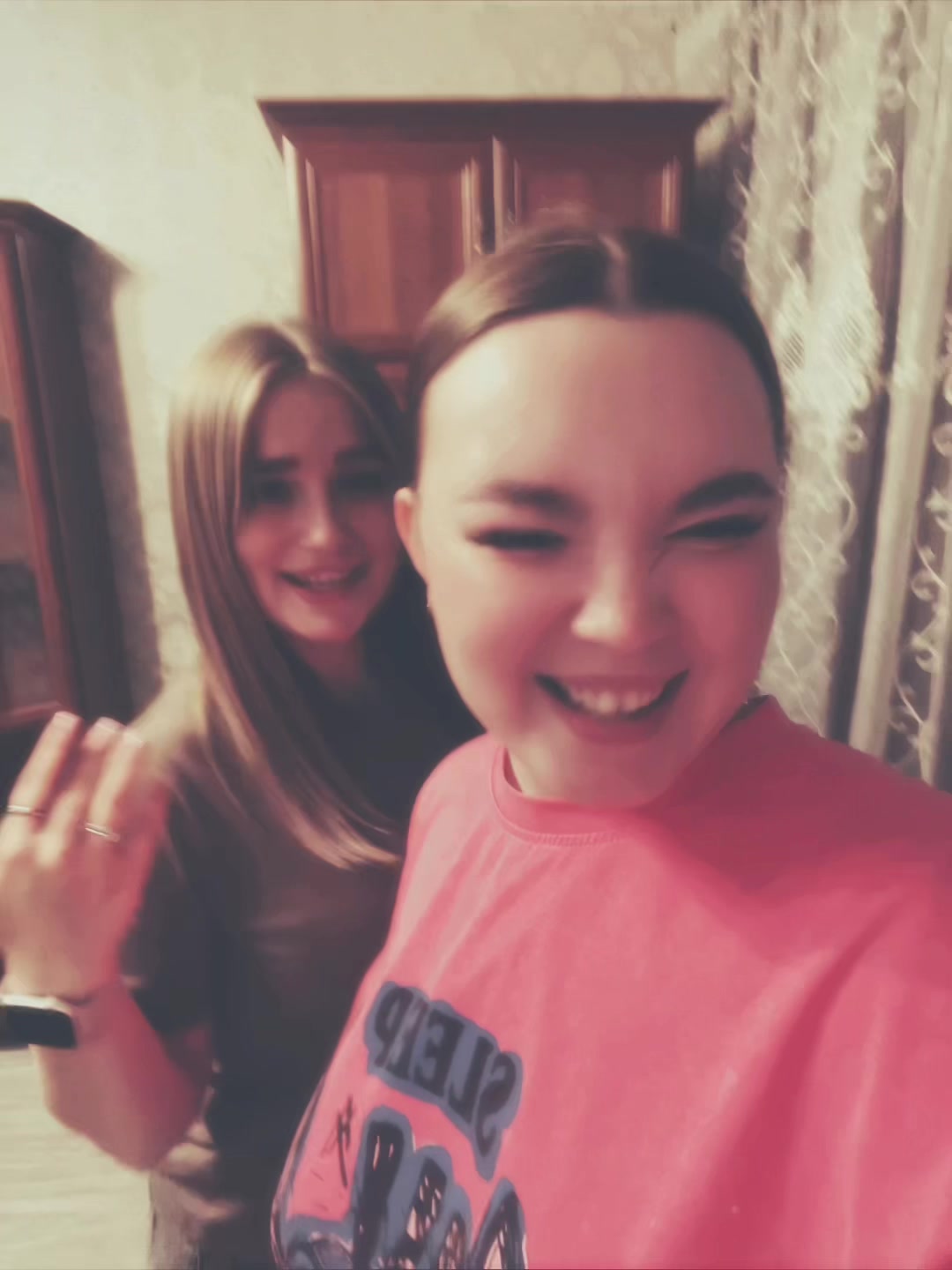 @viks_lips