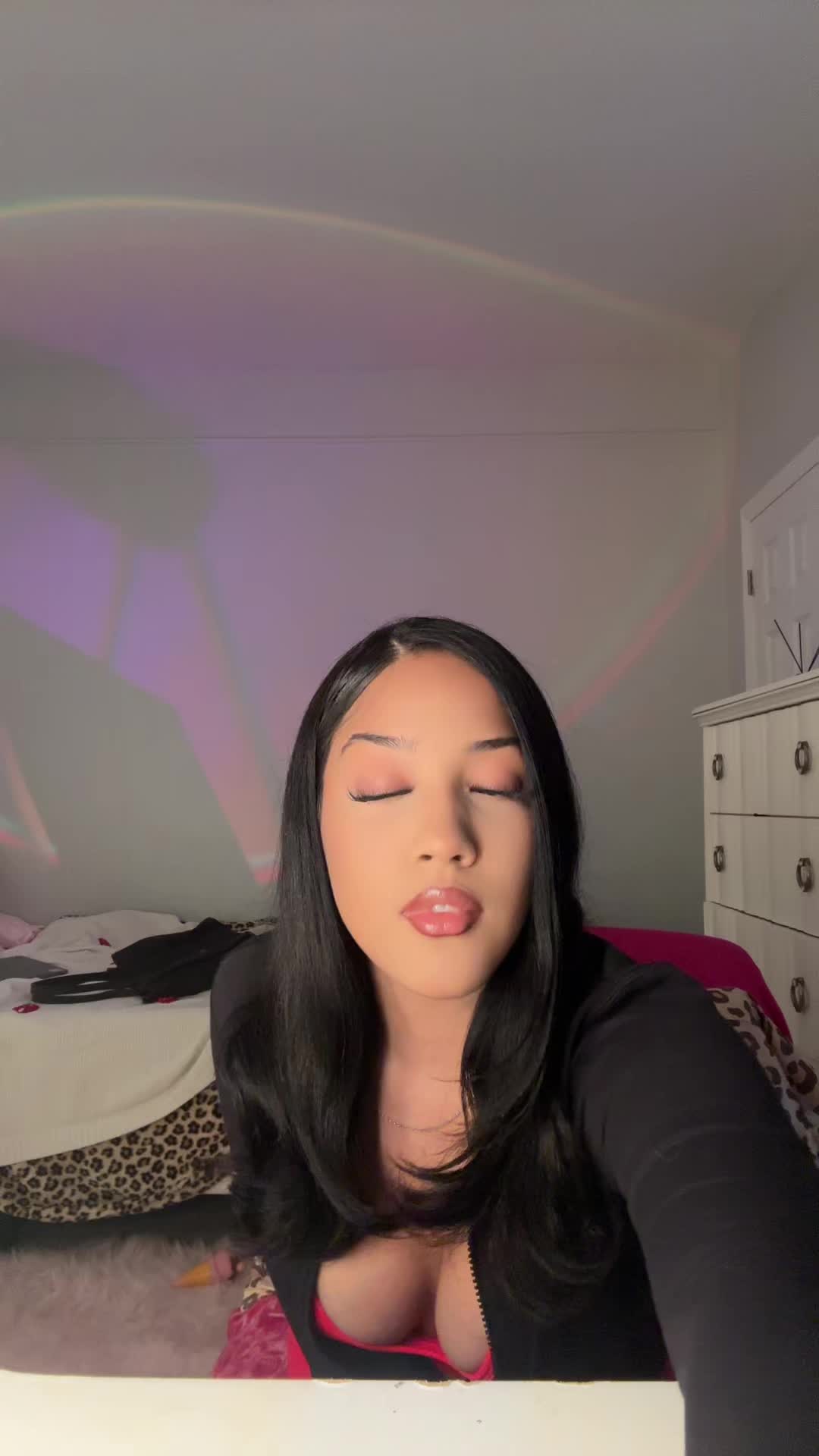 @𝐃𝐢𝐚𝐧𝐚🍒