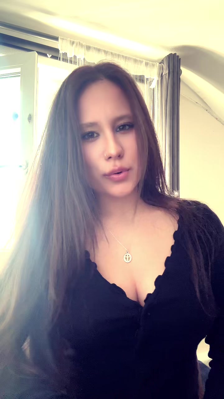 @♱